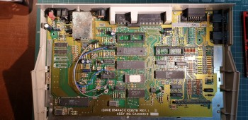 Atari 65/130XE socketed and prepared for extension